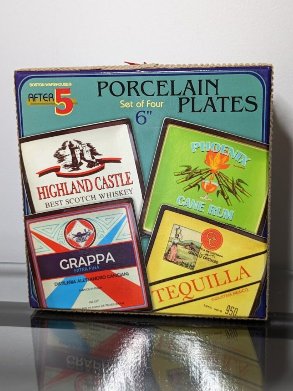 Boston Warehouse 2004 Set of 4 Porcelain Plates 6" Liquor Design In Box
